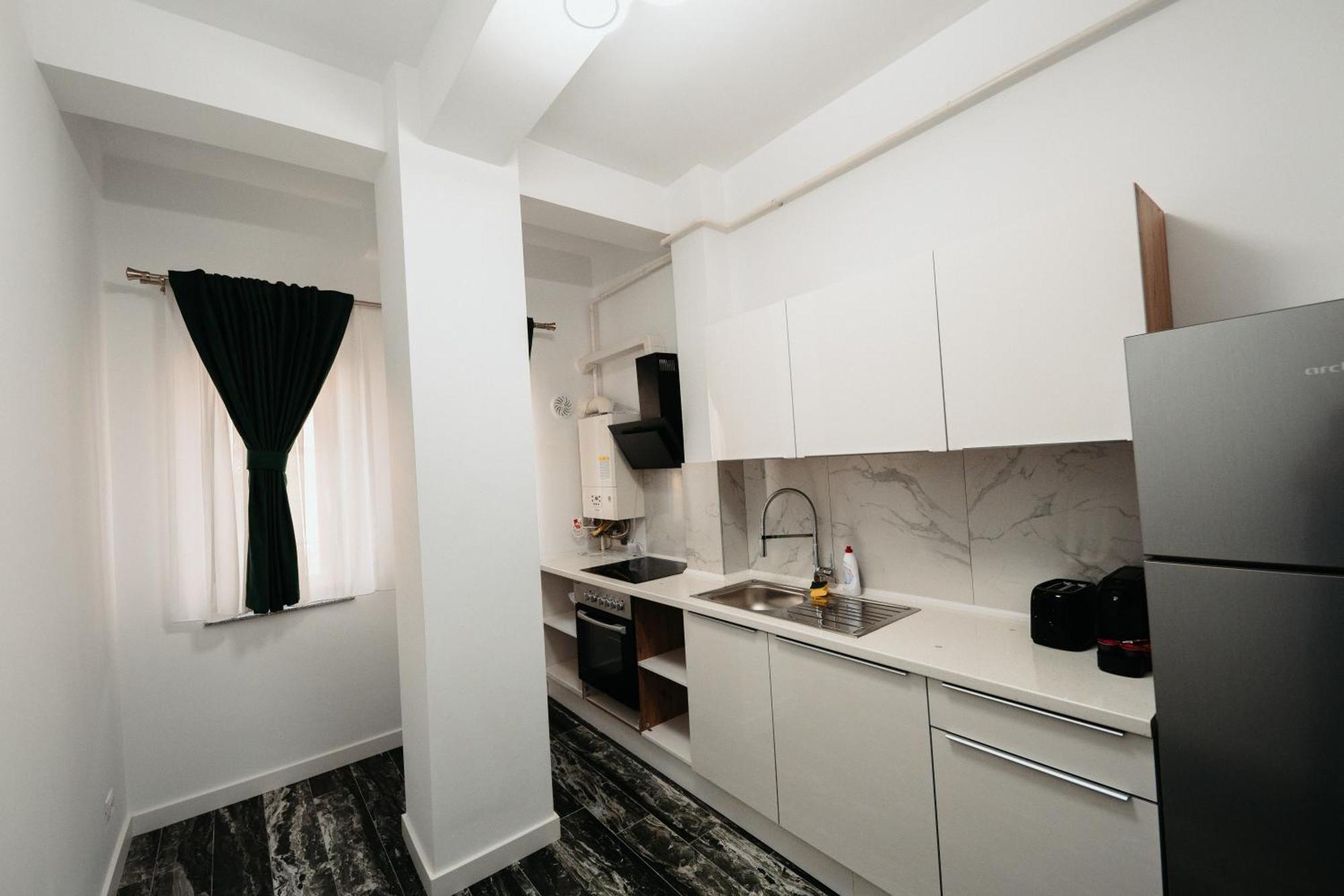 Luxury Cozy Apartments Suceava Exterior foto
